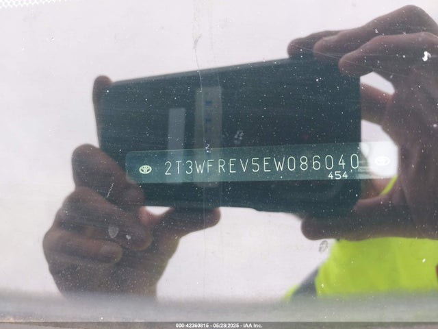 Toyota 2ar-fe 2014 2T3WFREV5EW086040 Image 9