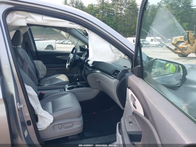 Honda j35y6 2016 5FNYF6H50GB034665 Image 5