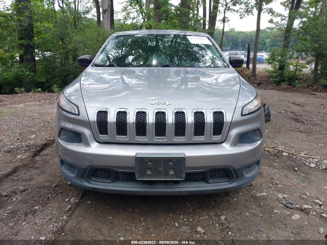 1C4PJMAB4EW192711 Jeep Cherokee Sport