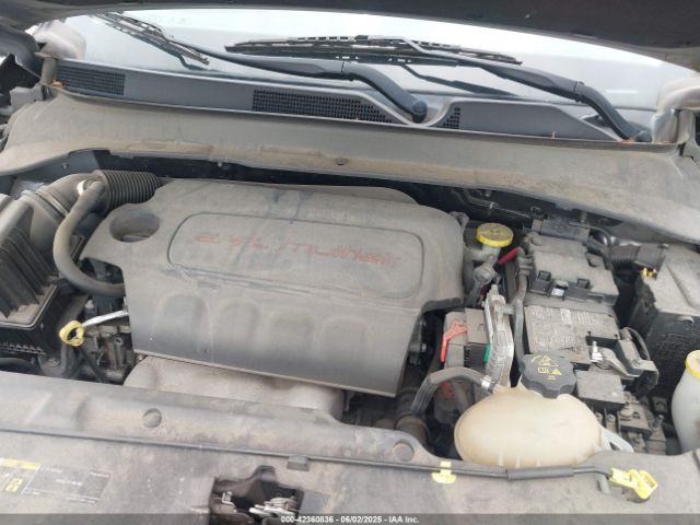 3C4NJDCB8JT480574 Jeep 2018