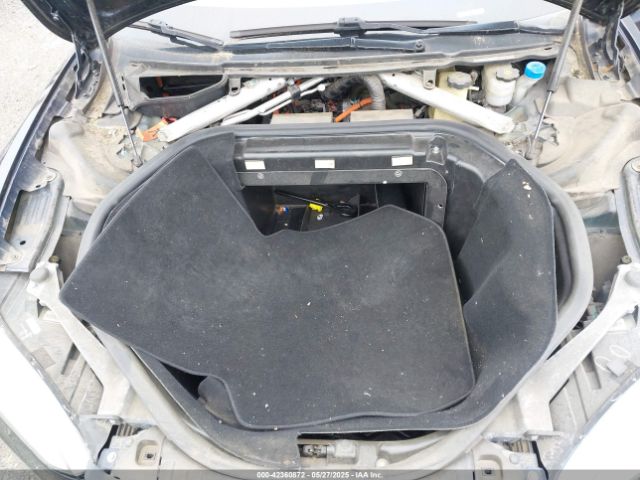 5YJSA1H19EFP32063 Tesla Model S P85