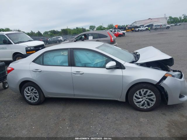 2T1BURHE2HC893579 Toyota COROLLA LE