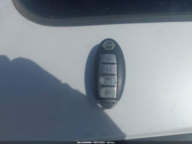 3N1AB7AP9JY277565 Nissan SENTRA SL