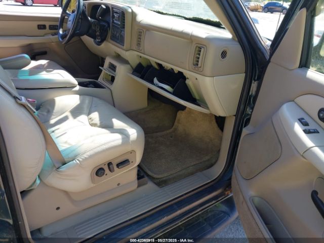 2002 GMC YUKON XL 1500 1GKFK16ZX2J342315 Photo 4