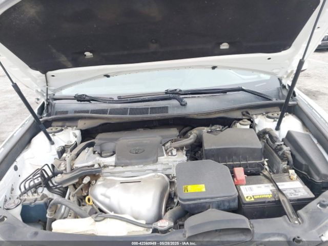 4T1BF1FK0EU336524 Toyota CAMRY SE