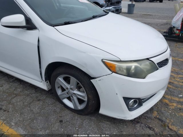 4T1BF1FK0EU336524 Toyota CAMRY SE