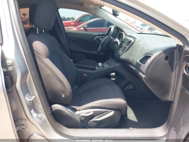 2015 CHRYSLER 200 1C3CCCAB9FN632937 Photo 4