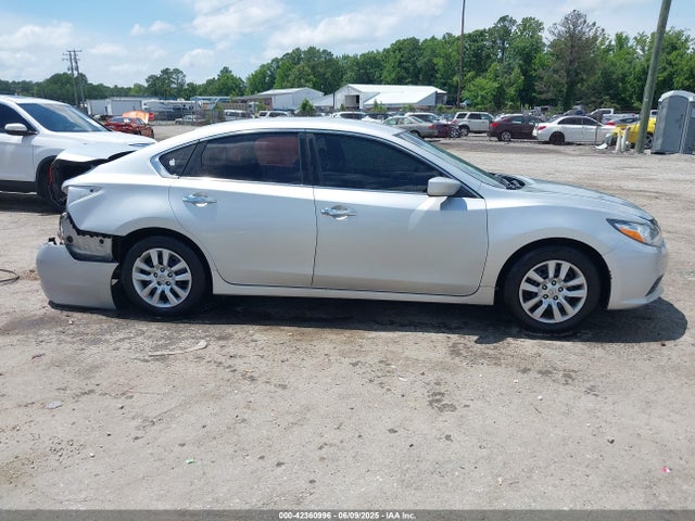 1N4AL3AP9GN335253 Nissan 2016