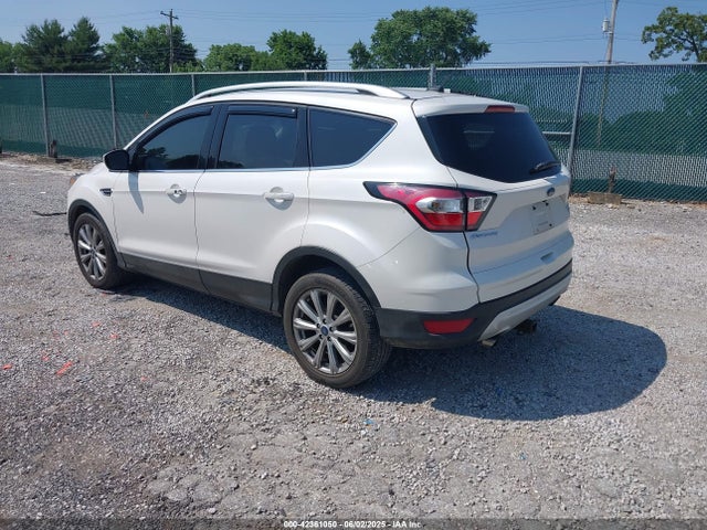 1FMCU9J9XHUE18035 Ford Escape Titanium