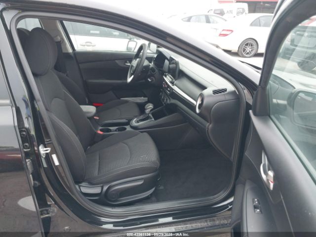 3KPF24AD6LE257852 KIA Forte Lxs