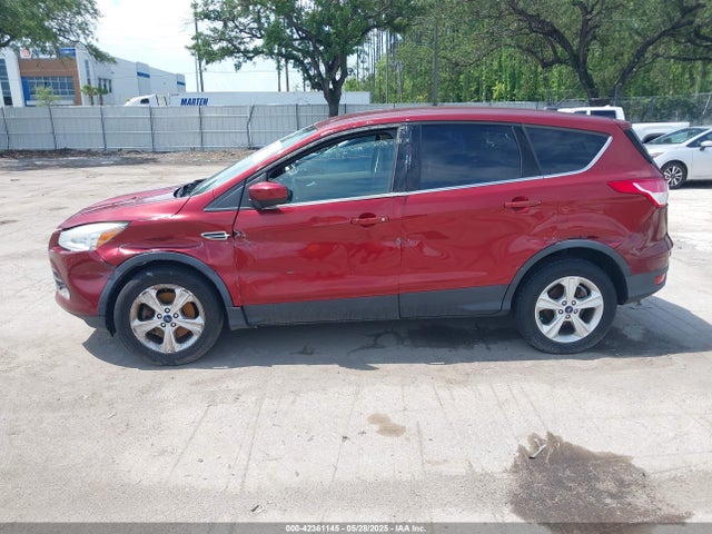 1FMCU9GX2GUB13407 Ford ESCAPE SE