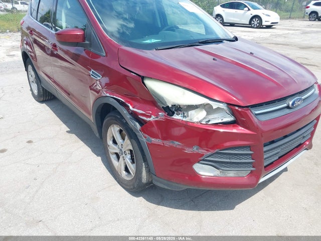1FMCU9GX2GUB13407 Ford ESCAPE SE