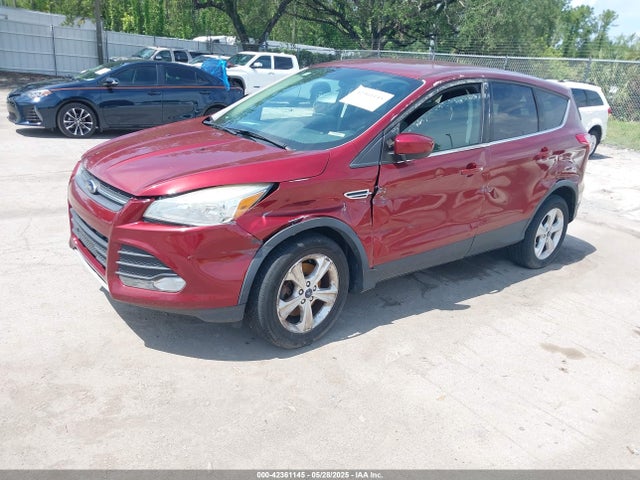 1FMCU9GX2GUB13407 Ford ESCAPE SE