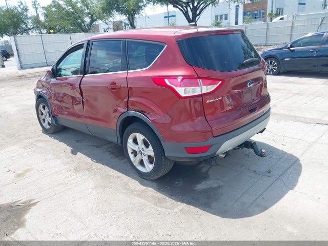 1FMCU9GX2GUB13407 Ford ESCAPE SE