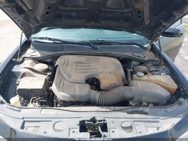 2C3CCAAG5EH345666 Chrysler 300