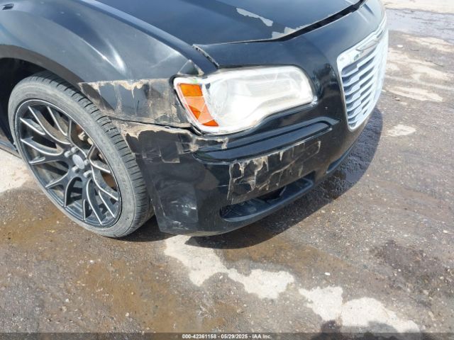 2C3CCAAG5EH345666 Chrysler 300