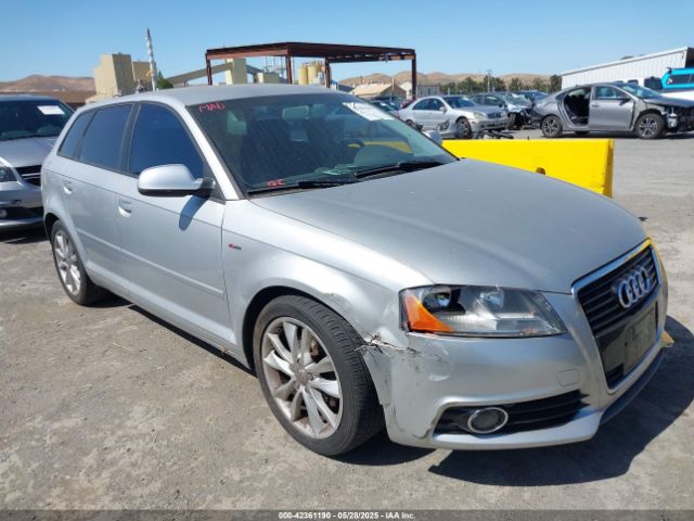 2012 AUDI A3 WAUBJAFM8CA029781 Photo 0