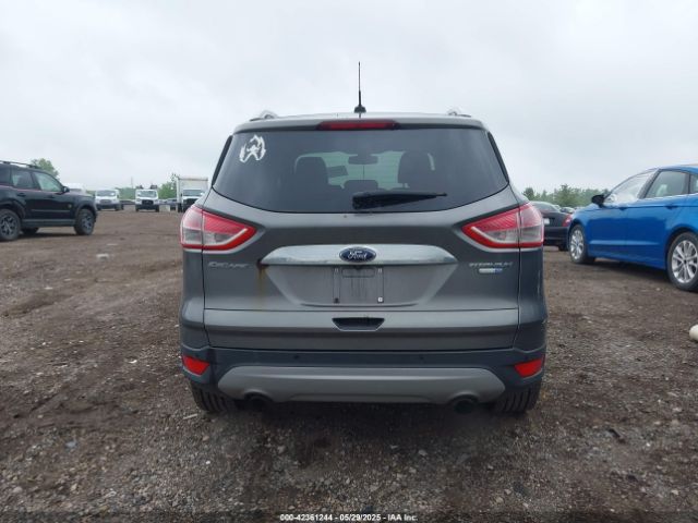 1FMCU9J94EUD53193 Ford Escape Titanium