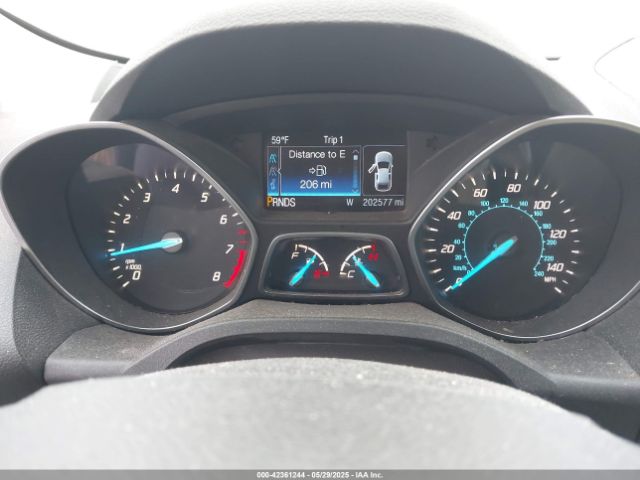 1FMCU9J94EUD53193 Ford Escape Titanium