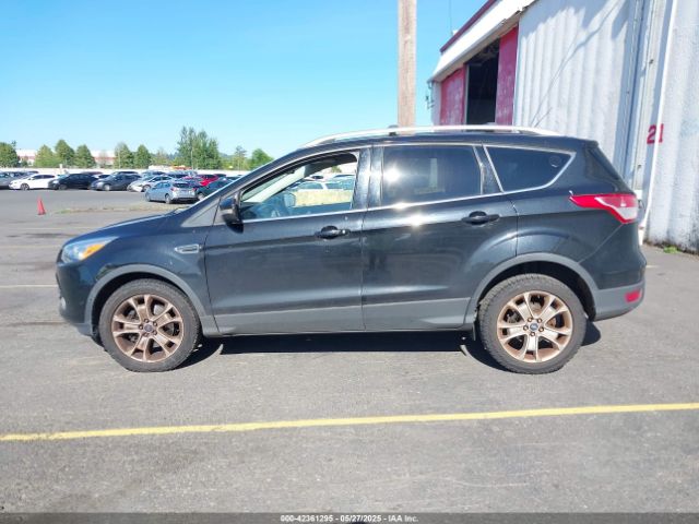 1FMCU9JXXEUA96457 Ford Escape Titanium