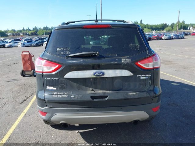 1FMCU9JXXEUA96457 Ford Escape Titanium