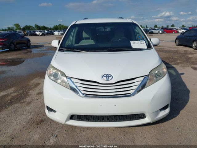 5TDKK3DC2FS581337 Toyota Sienna Le 8 Passenger