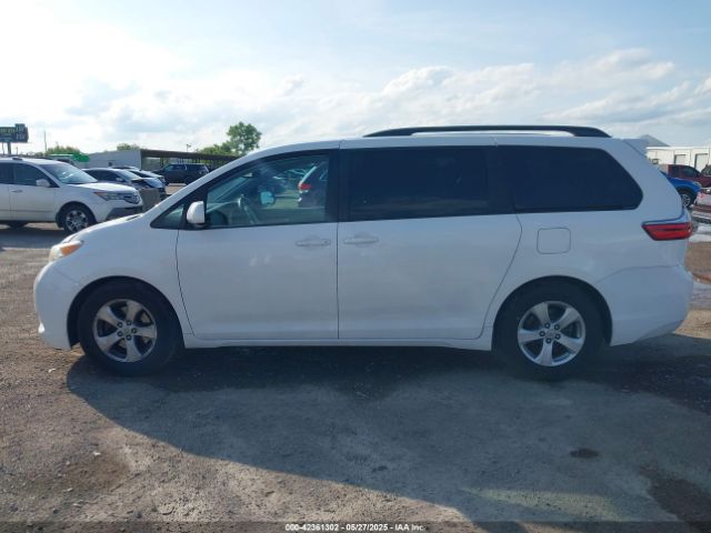 5TDKK3DC2FS581337 Toyota Sienna Le 8 Passenger