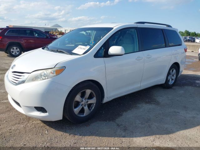 5TDKK3DC2FS581337 Toyota Sienna Le 8 Passenger