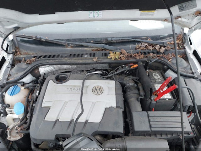 Продаж на аукціоні авто 2011 Volkswagen Jetta 2.0l Tdi, vin: 3VWLL7AJ2BM110906, номер лоту: 42361314