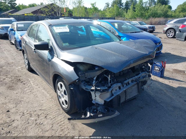 Ford 2016 2016 1FADP3E21GL228001 Image 6