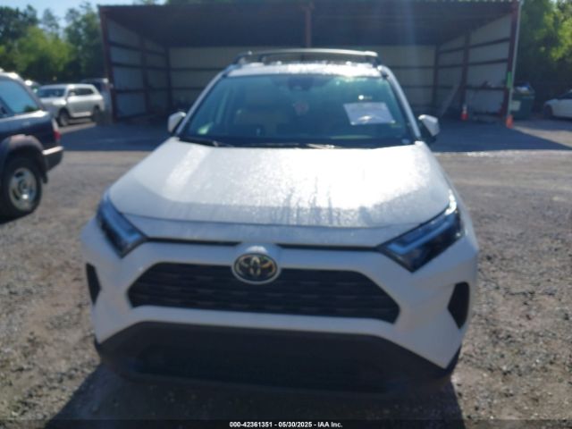 2T3W1RFVXPC214208 Toyota Rav4 Xle