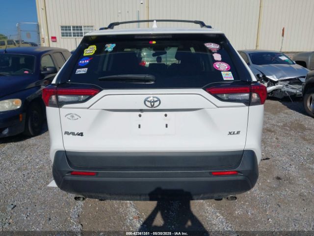 2T3W1RFVXPC214208 Toyota Rav4 Xle