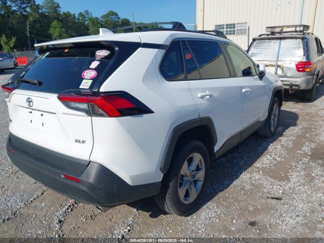 2T3W1RFVXPC214208 Toyota Rav4 Xle