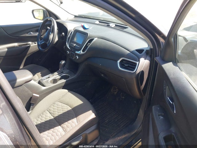 3GNAXJEV1JL270411 Chevrolet EQUINOX LT