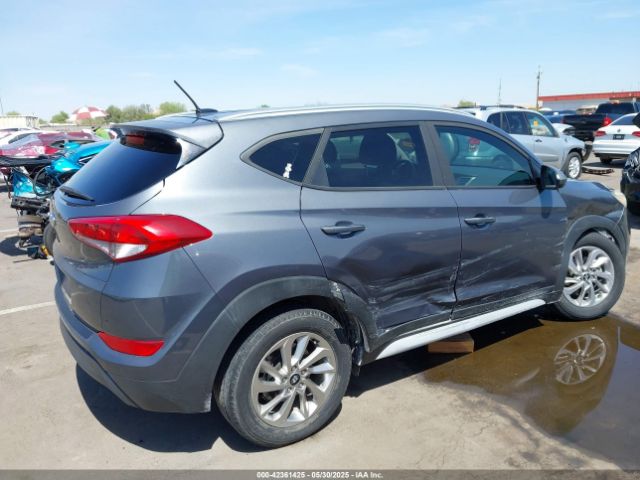 KM8J33A44HU497150 Hyundai TUCSON SE