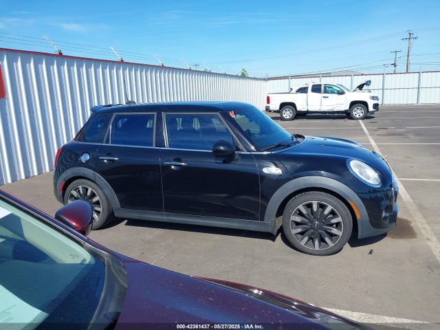 WMWXU3C58F2B57218 Mini 2015