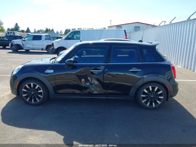 WMWXU3C58F2B57218 Mini 2015