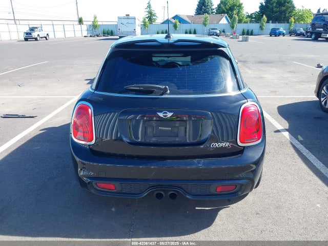 WMWXU3C58F2B57218 Mini 2015