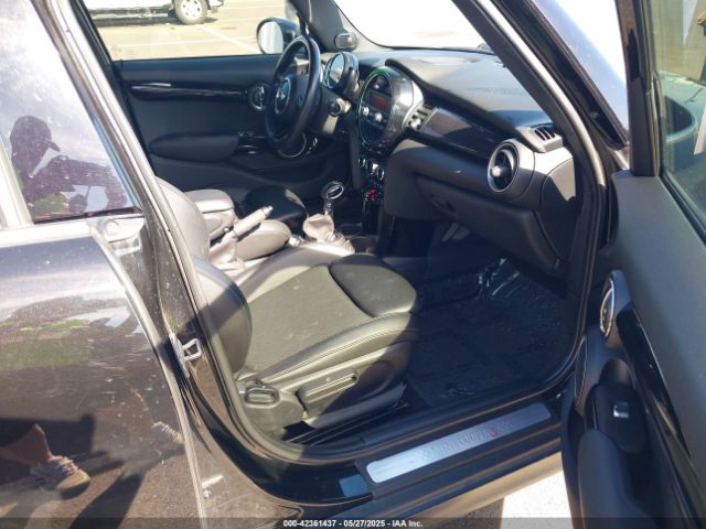 2015 MINI HARDTOP WMWXU3C58F2B57218 Photo 4