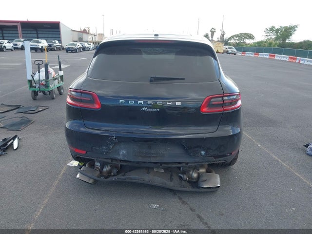 Porsche Macan 2018 WP1AA2A50JLB09838 Image 17