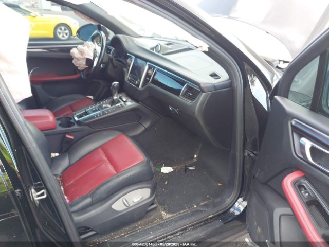 2018 PORSCHE MACAN WP1AA2A50JLB09838 Photo 4