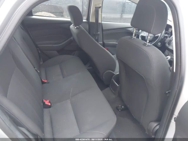 1FADP3E24HL307650 Ford FOCUS S