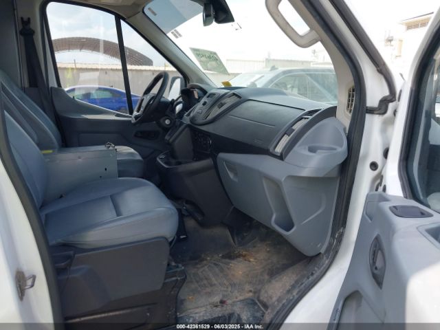 1FTYR1CM9HKA90780 Ford Transit-250
