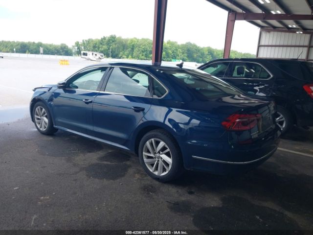 2018 VOLKSWAGEN PASSAT 1VWBA7A31JC045047 Photo 2