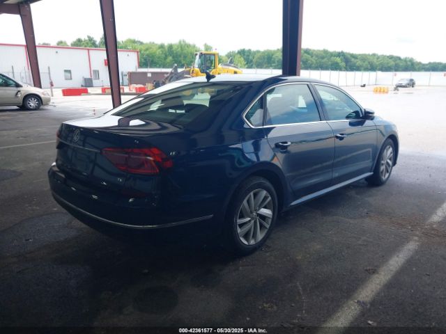 2018 VOLKSWAGEN PASSAT 1VWBA7A31JC045047 Photo 3