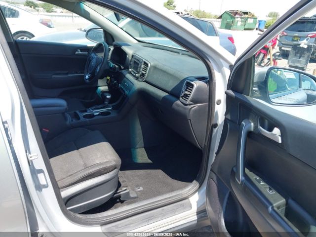 KNDPM3AC2J7341468 KIA Sportage Lx