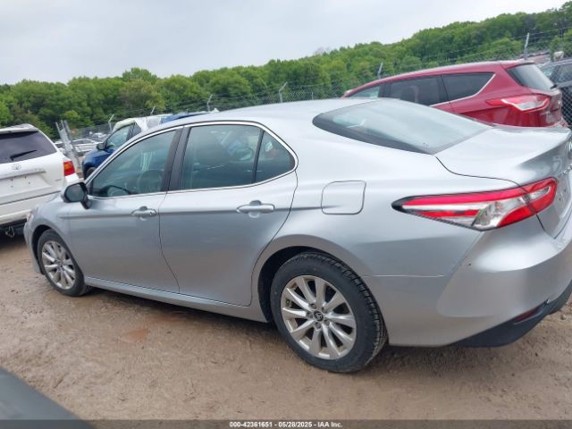 4T1B11HK4JU549126 Toyota CAMRY LE