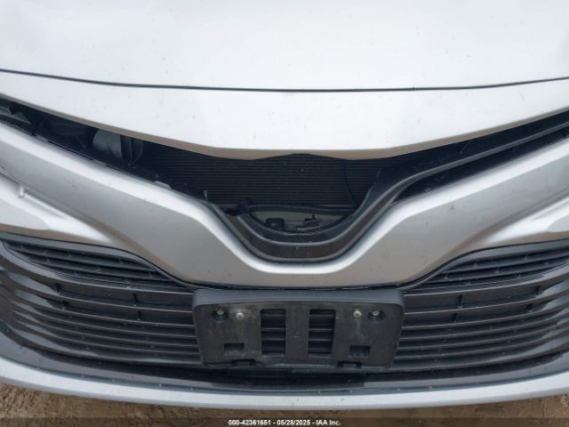 4T1B11HK4JU549126 Toyota CAMRY LE