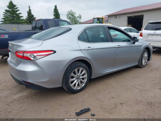 4T1B11HK4JU549126 Toyota CAMRY LE