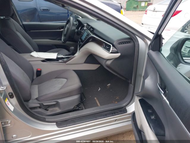 4T1B11HK4JU549126 Toyota CAMRY LE